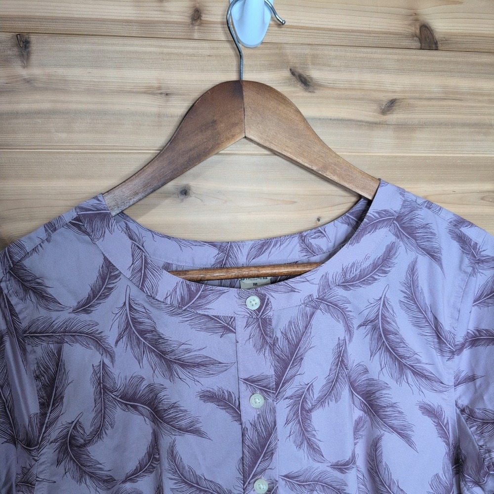 Duluth‎ Trading Co Lavender Feather Print Button Down Tunic Top 89813 Womens M - Picture 2 of 9